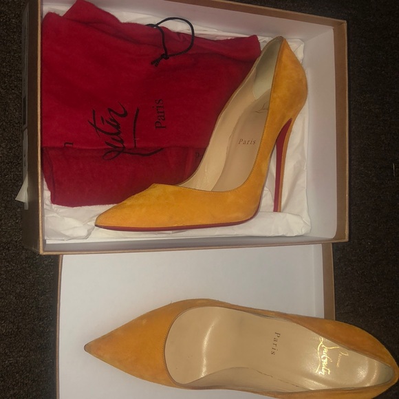 Red bottoms - Picture 3 of 7